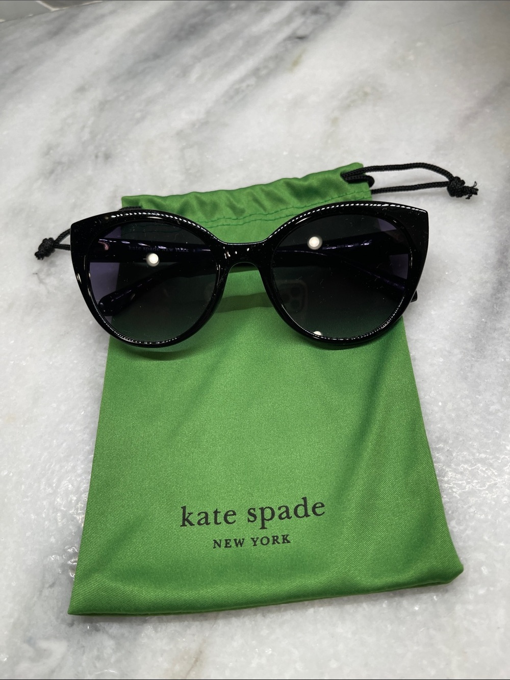 kate spade Black Cat-Eye Sunglasses with Green Pouch